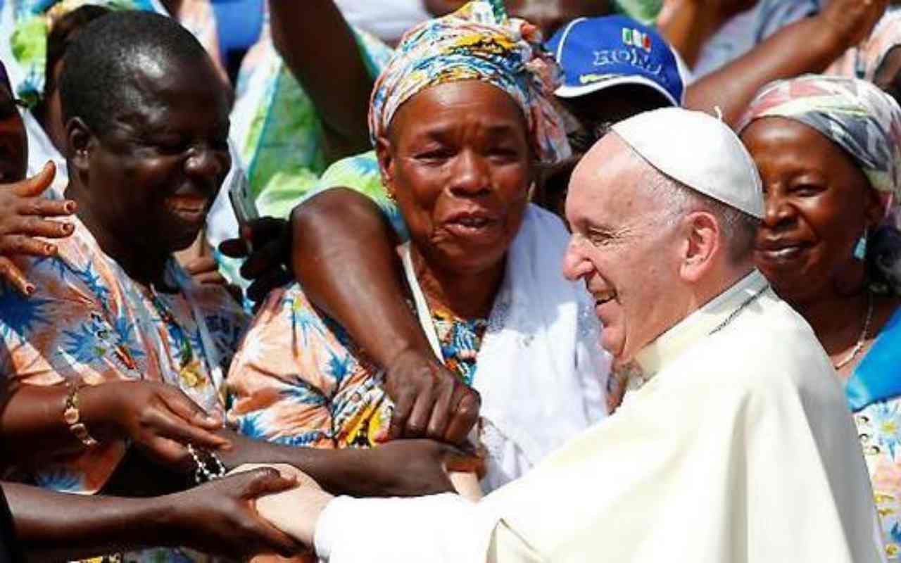 Perché il Papa in Africa non fa notizia?