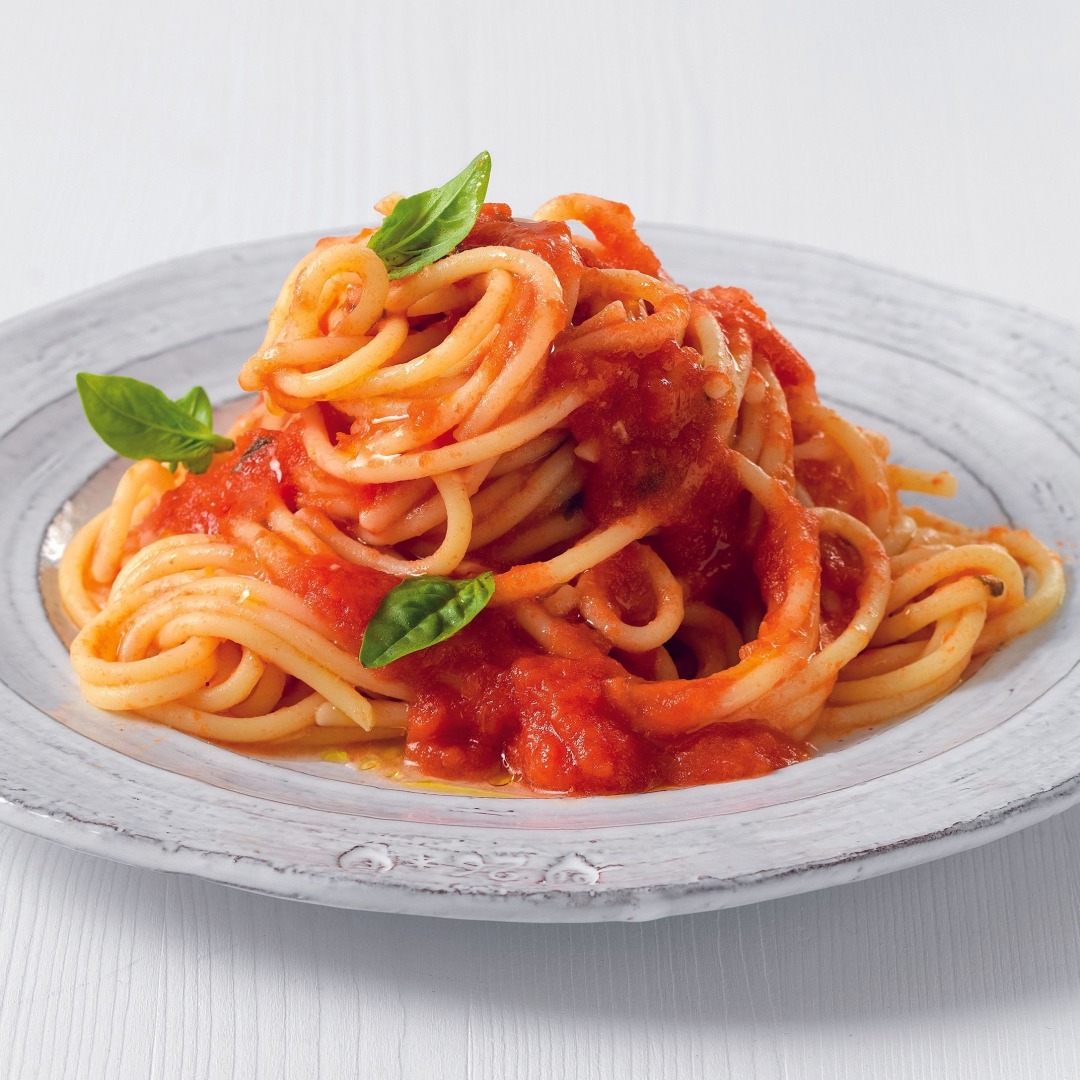 Irresistibile pasta al pomodoro, “purpurea meraviglia” degli scrittori