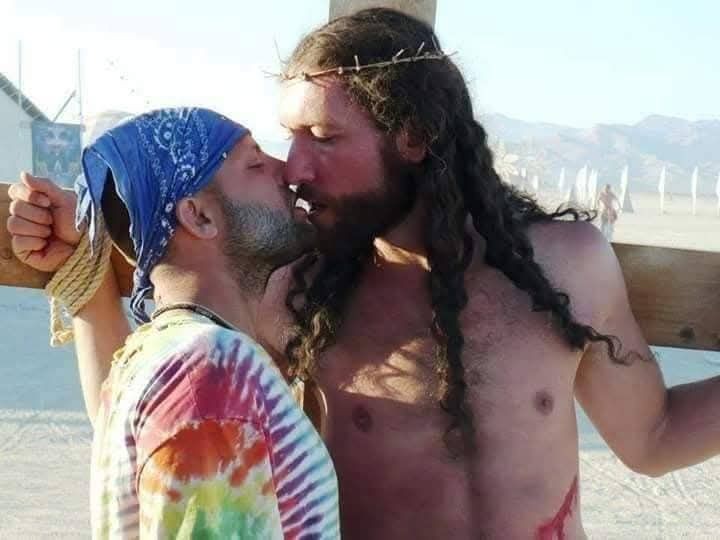 La libertà non può essere a senso unico.