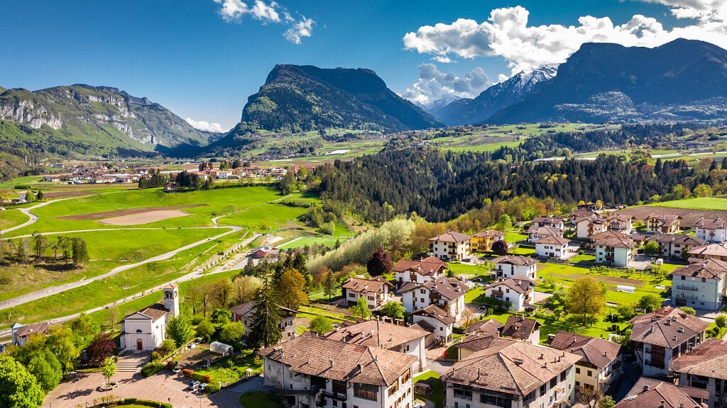 Nessuno li può... giudicarie (Nemmeno tu)